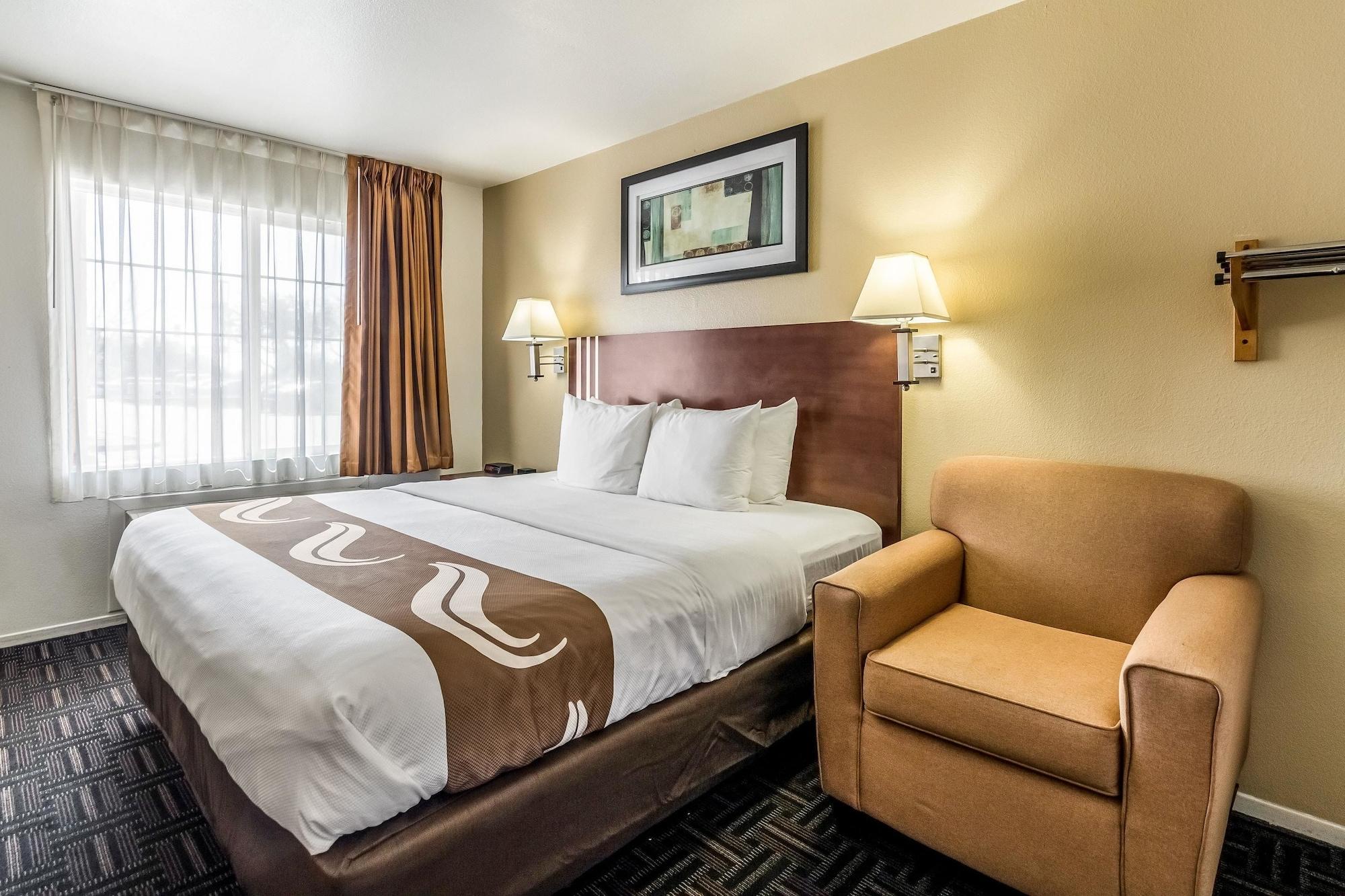 Quality Inn Fresno Near University Εξωτερικό φωτογραφία