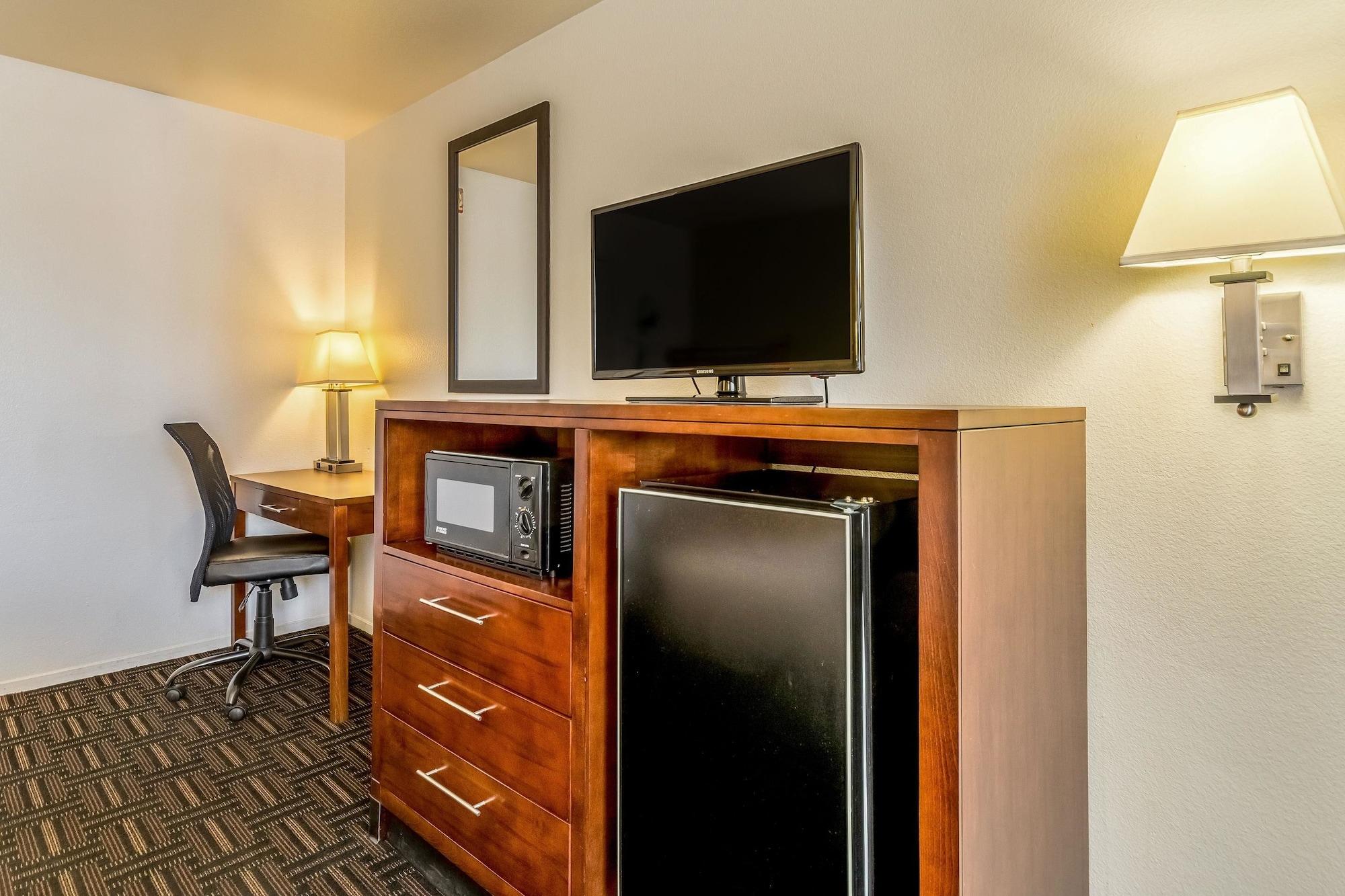 Quality Inn Fresno Near University Εξωτερικό φωτογραφία