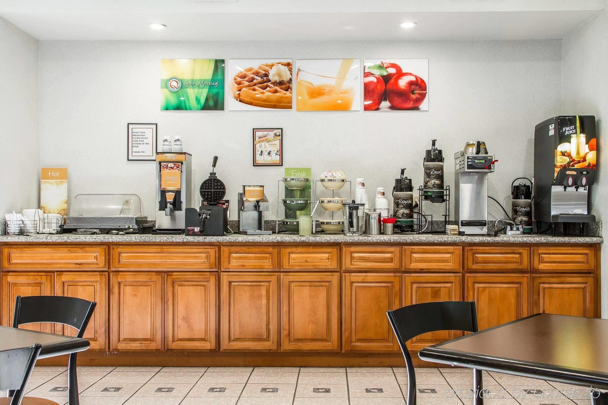 Quality Inn Fresno Near University Εξωτερικό φωτογραφία