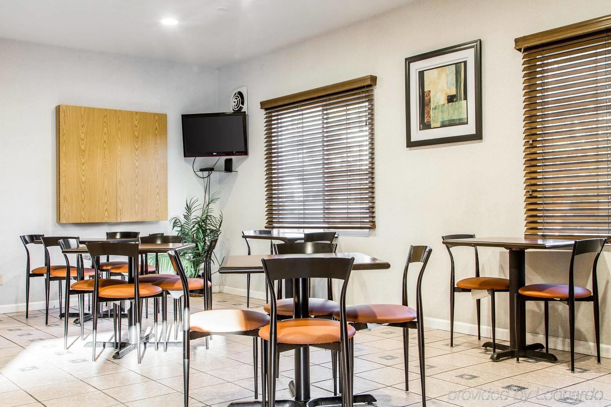 Quality Inn Fresno Near University Εξωτερικό φωτογραφία