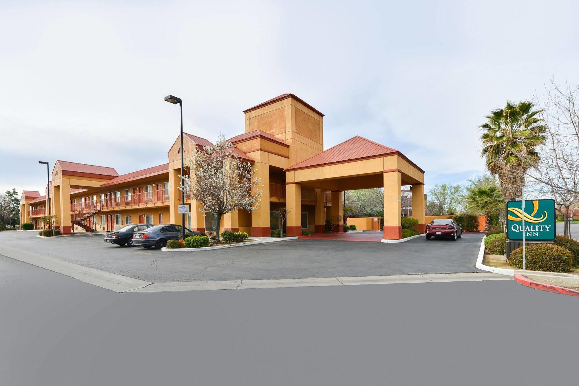 Quality Inn Fresno Near University Εξωτερικό φωτογραφία